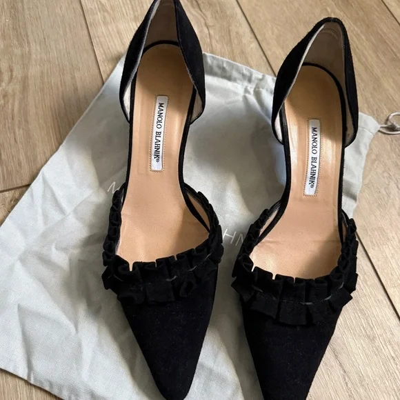 Manolo Blahnik Black Suede Kitten Heel Size 10 41 - Picture 7 of 7